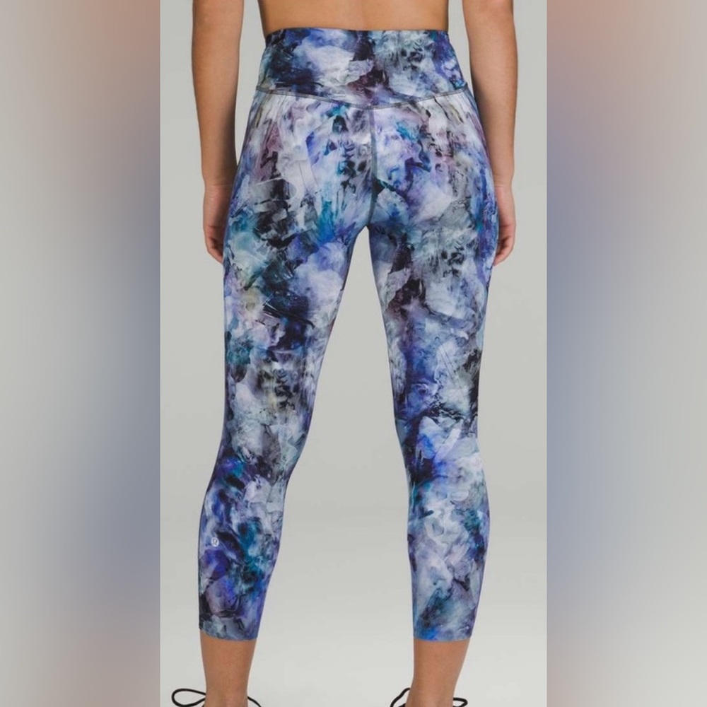 Lululemon Base Pace High Rise 25” Running Tight - Like new! - Picture 3 of 9